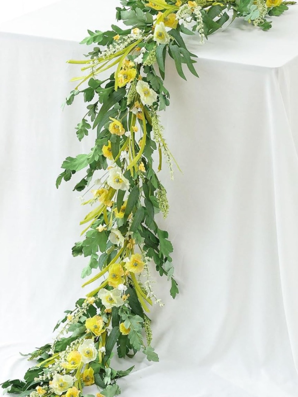 Yellow & White Artificial Flower Garland